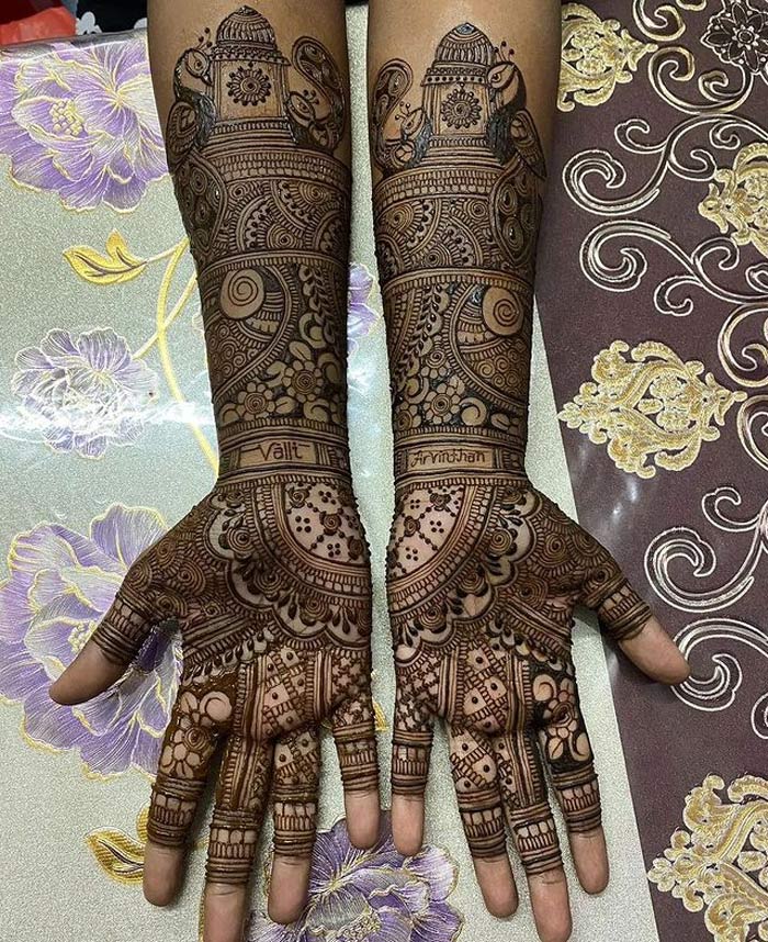 Karwa Chauth Mehndi Design